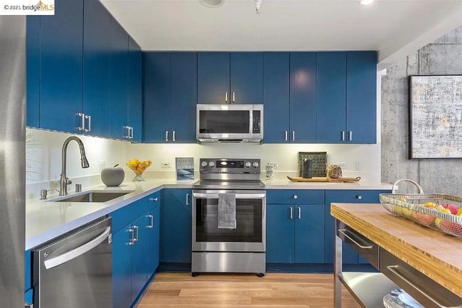 Photo - 311 Oak St Apartment