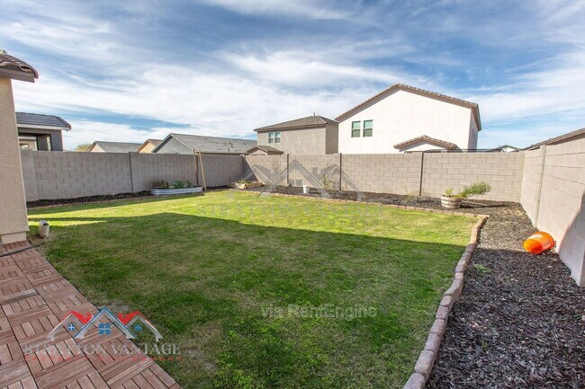 Building Photo - 5954 E Demeter Dr