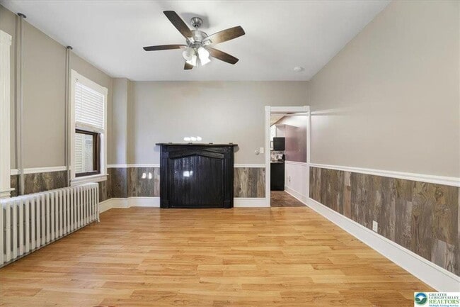 Building Photo - 193 S 4th St