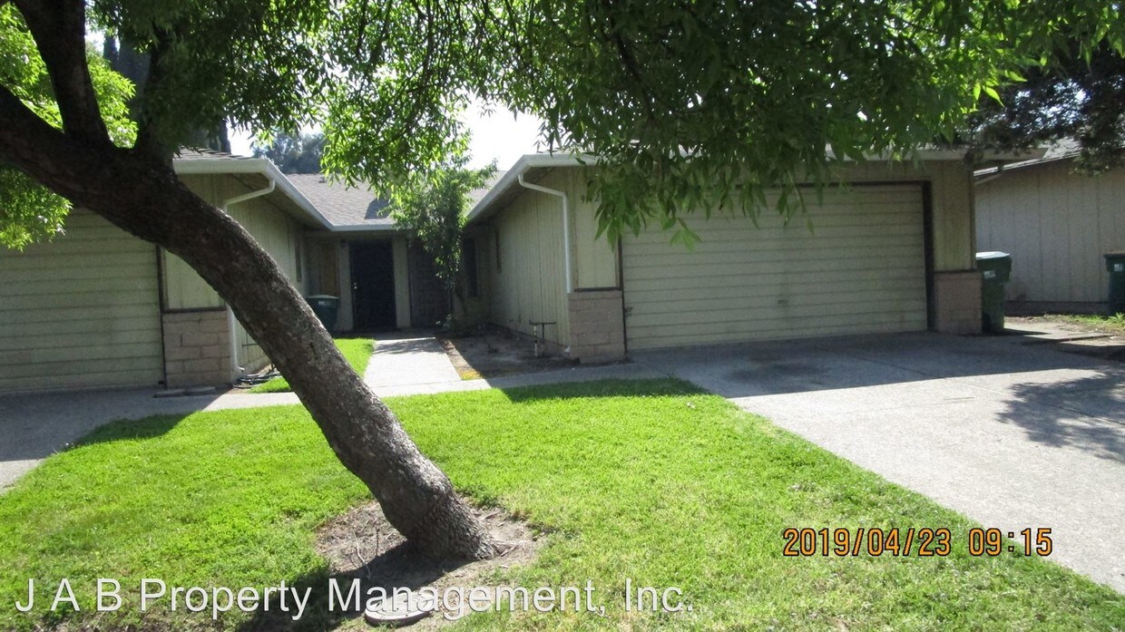 Foto principal - 8295 Kelley Dr
