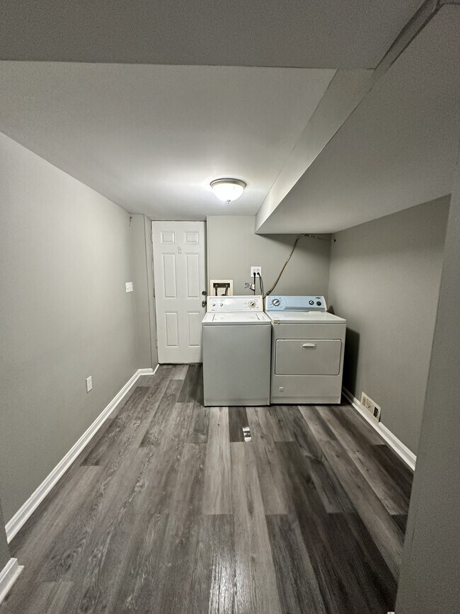 Foto del edificio - 3428 6th St