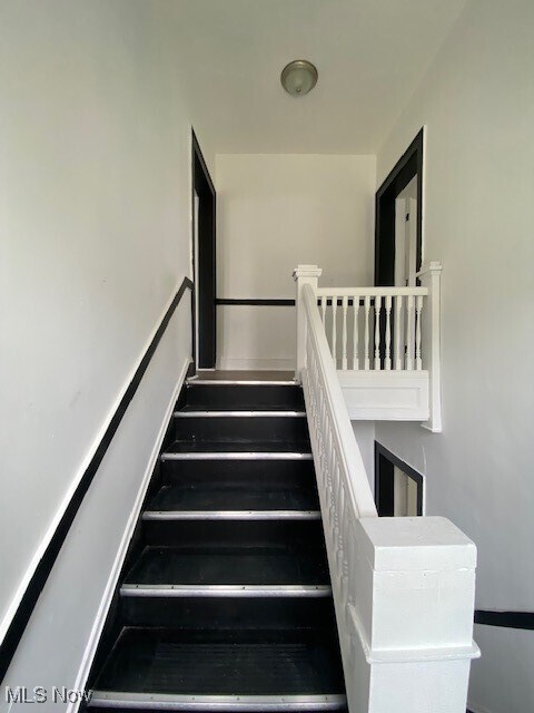 Building Photo - 13517 Woodworth Ave