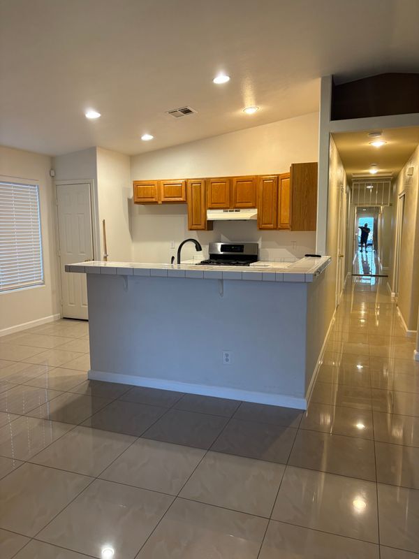 Foto del edificio - 66278 3rd St