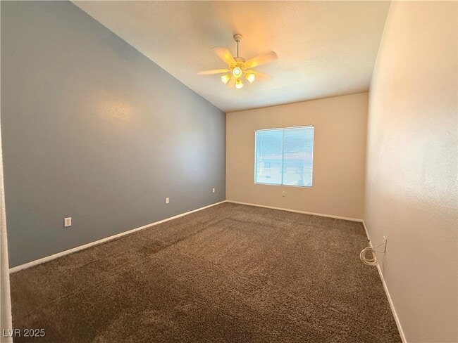 Foto del edificio - 2305 W Horizon Ridge Pkwy