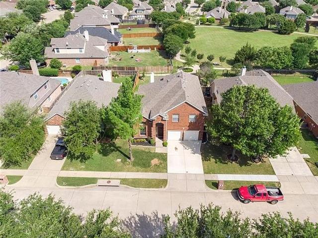 Building Photo - 2468 Lakeland Dr