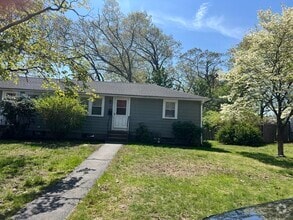 Building Photo - 52 Fottler Rd