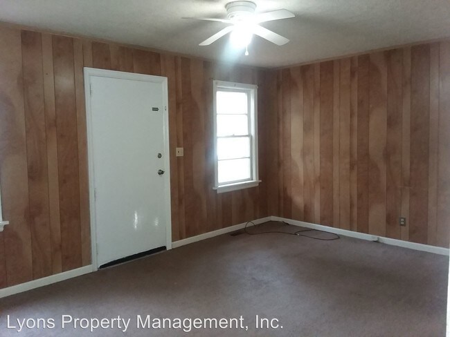 Building Photo - 2 br, 1 bath House - 1803 A IOLA DR
