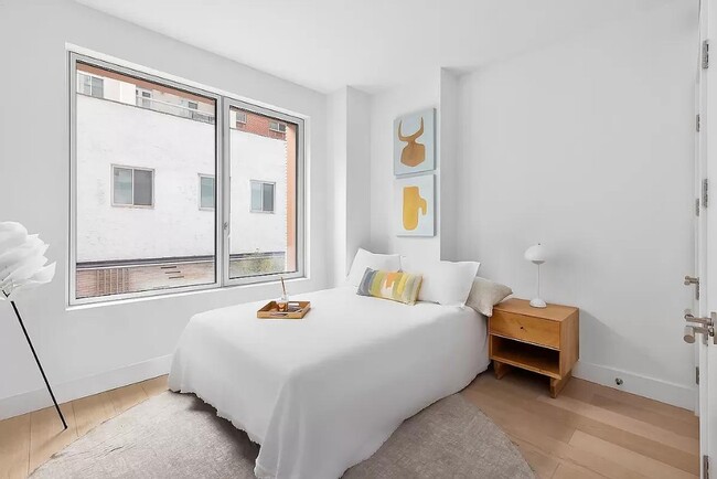 Building Photo - 208 Delancey St