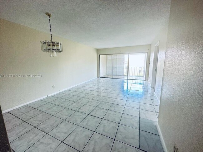 Building Photo - 6070 NW 64th Ave