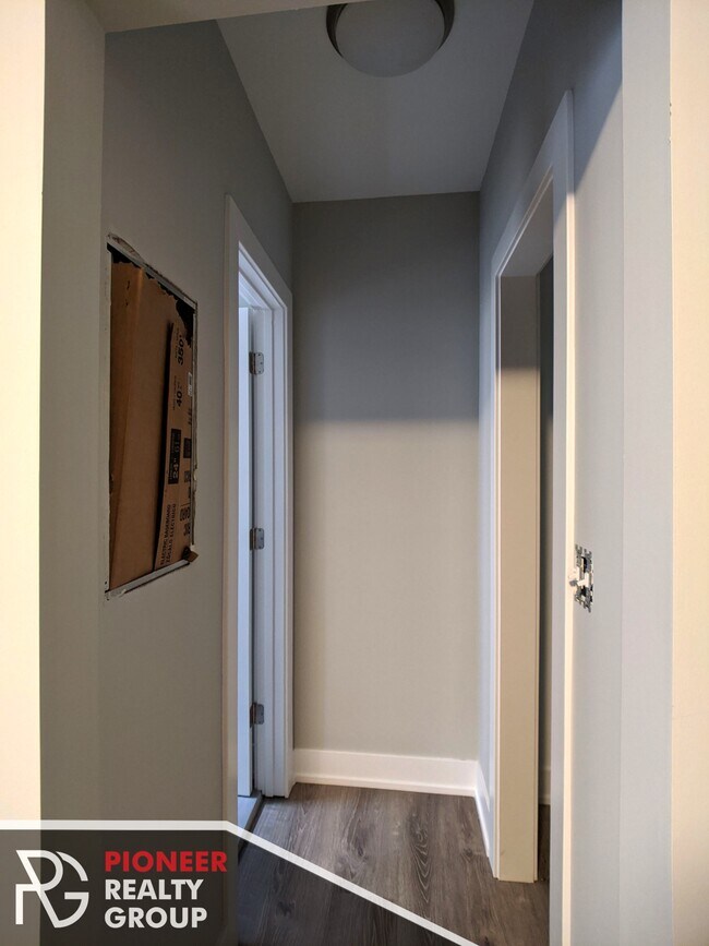 Foto del edificio - 423 W Belden Ave