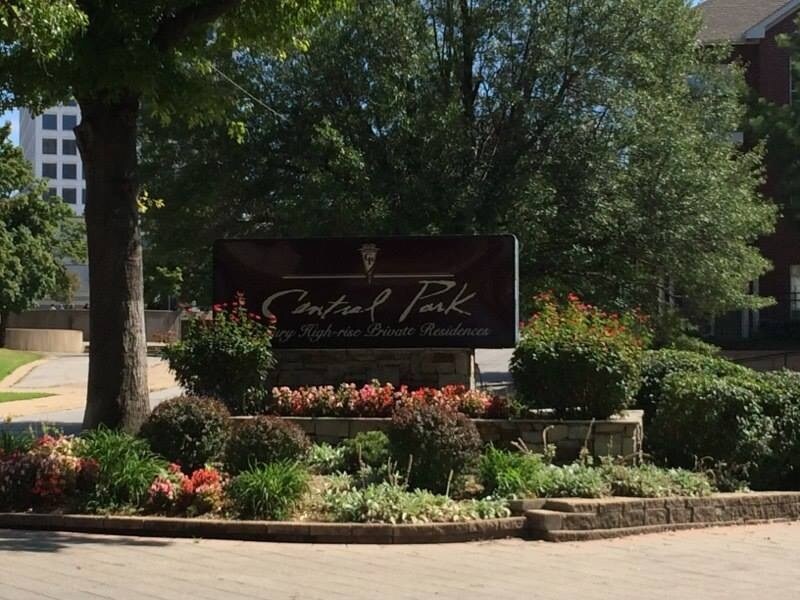 410 W 7th St, Tulsa, OK 74119 Condo for Rent in Tulsa, OK