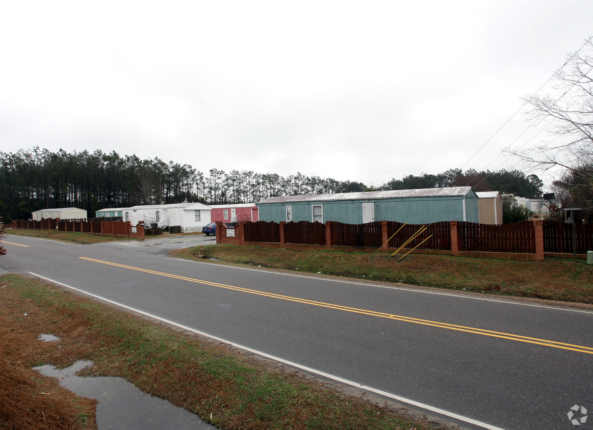 Primary Photo - Delta Oaks Mobile Home Park