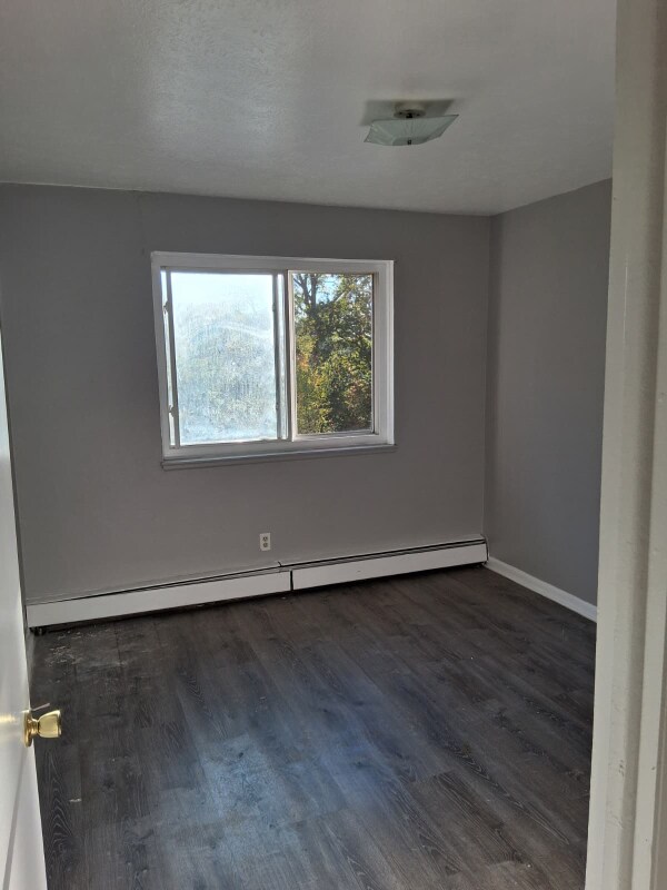 Foto del edificio - 1885 Taylor Rd