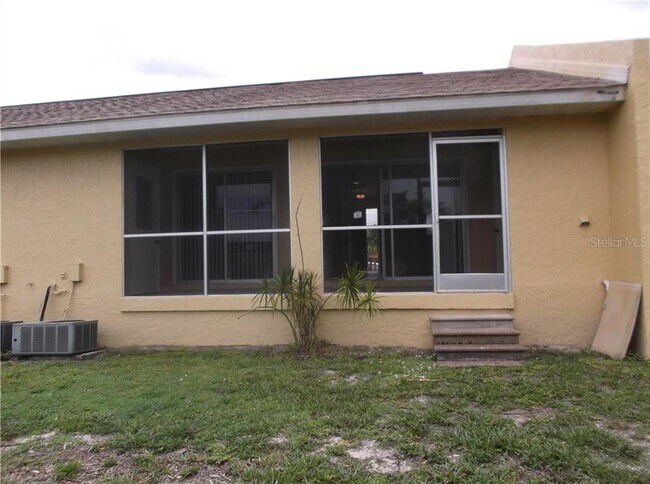 Building Photo - 3121 Vasco St