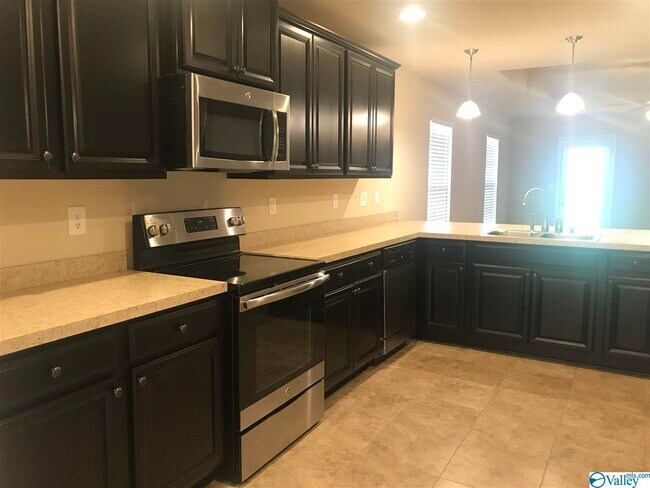 Building Photo - 176 Harold Murphy Dr