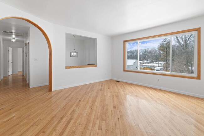 Foto del edificio - 655 Ferndale Ave