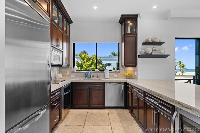 Building Photo - 1680 S Ocean Dr