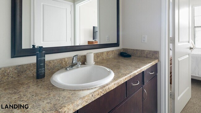 Building Photo - 14580 Crosby Fwy