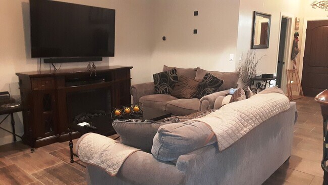 Foto del edificio - Beautiful home in Haciendas San Gabriel (N...