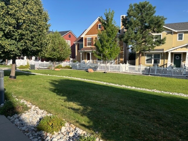 Foto del edificio - 7611 Menagerie Ln