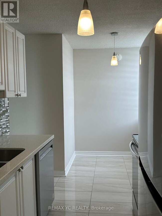 Building Photo - 205 Hilda Ave