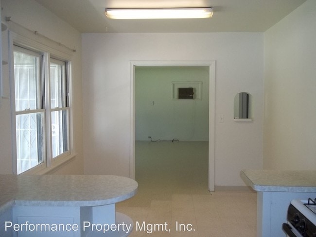 Building Photo - 3078 W McKinley Ave