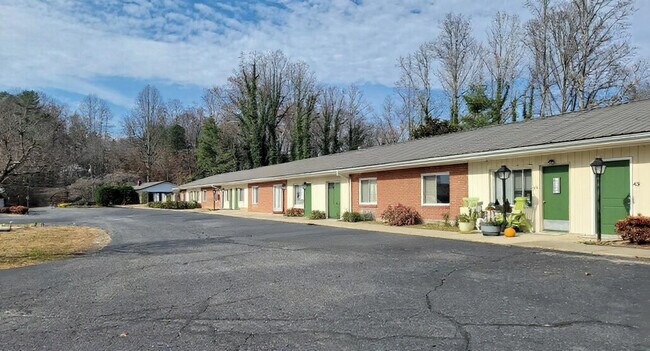 Foto del edificio - Meadowood Apartments