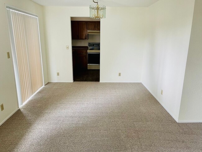 Foto del edificio - Wonderful South Salem Home in great neighb...