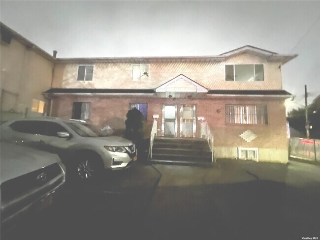 Foto del edificio - 144-04 87th Ave