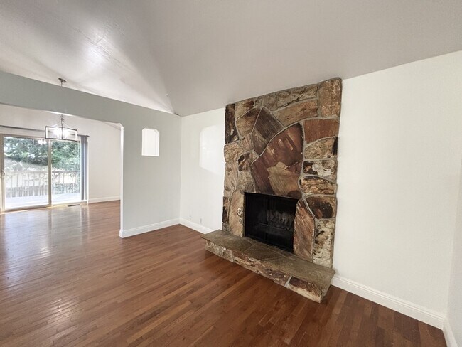 Photo - 2243 Aspen Hills Dr House