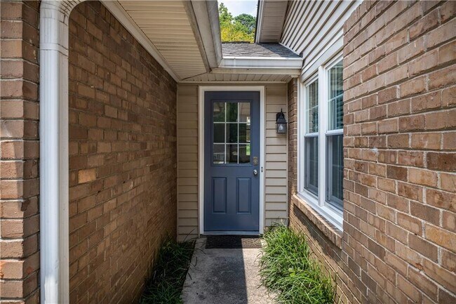 Building Photo - 11165 Crosshaven Dr