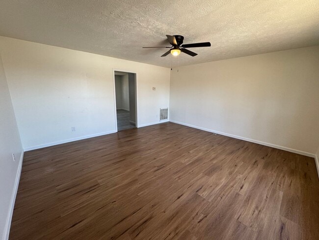 Foto del edificio - Lakeview Drive