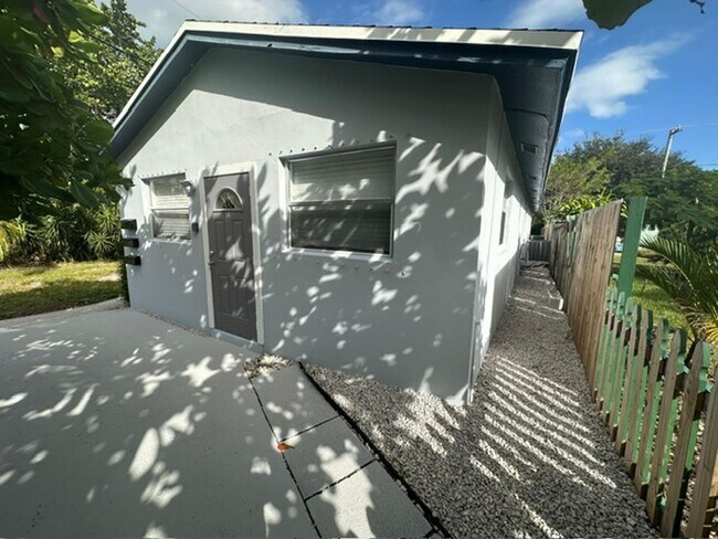 Foto del edificio - 502 S K St Lake Worth, FL 33460