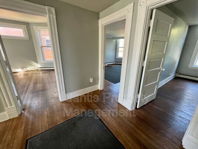 Foto del edificio - 337 3rd St