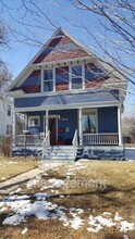 Building Photo - 1723 7th Ave