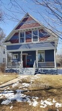 Building Photo - 1723 7th Ave