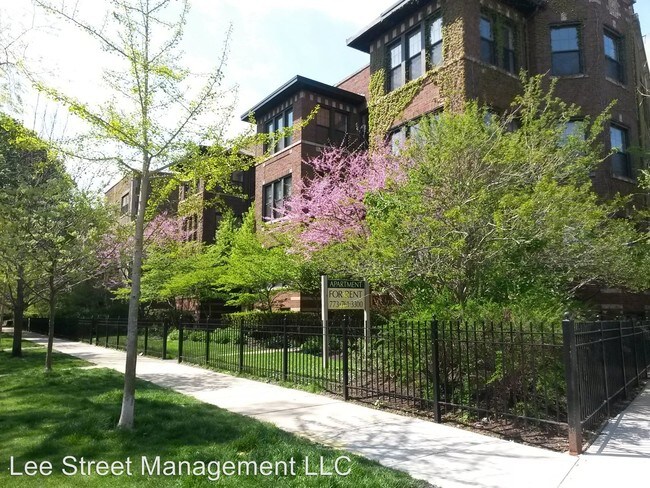 Foto del edificio - 7642 N Eastlake Terrace