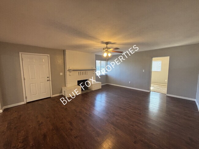 Foto del edificio - 5771 E Helen St