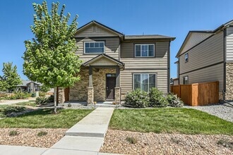 Building Photo - 11791 Lovegrass Dr