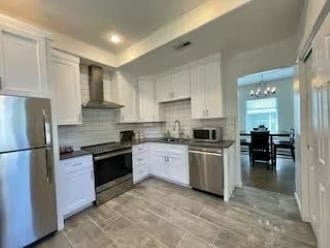 Foto del edificio - 718 W Spofford Ave