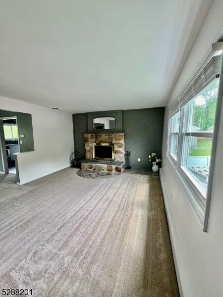 Foto del edificio - 8 West Dr