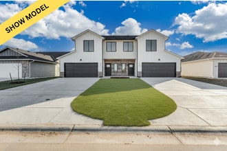 Building Photo - 3741 West 30th St N