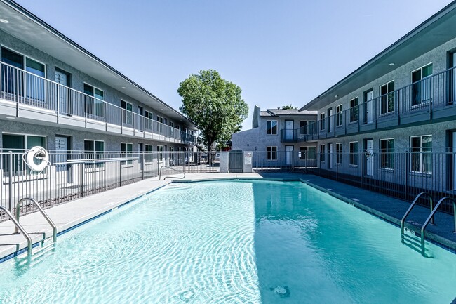 Building Photo - Park Mesa Apartments