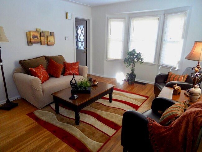 Foto del edificio - 3713 Roanoke Rd