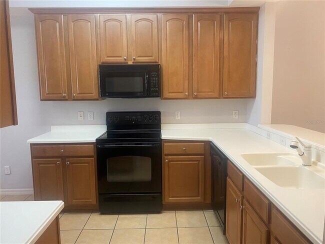 Foto del edificio - 9434 Myrtle Creek Ln