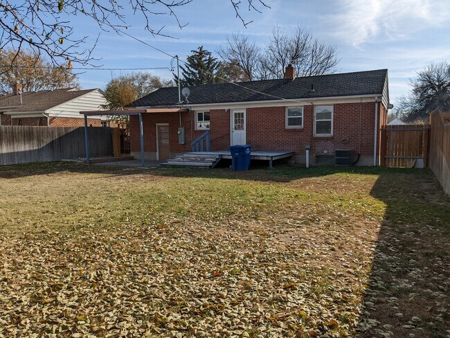 Backyard - View 2 - 2023 11th Ave E