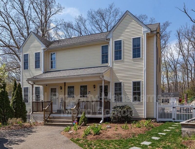 Primary Photo - 76 Hill Ave