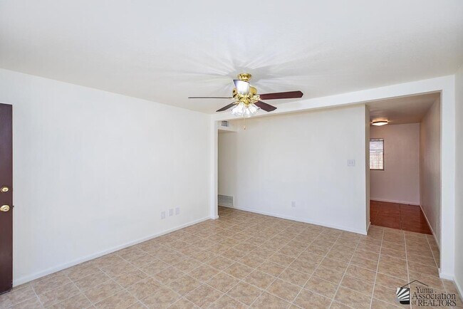 Foto del edificio - 1314 E 23rd Pl