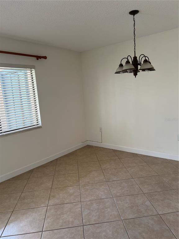 Building Photo - 9809 Lombard Ct
