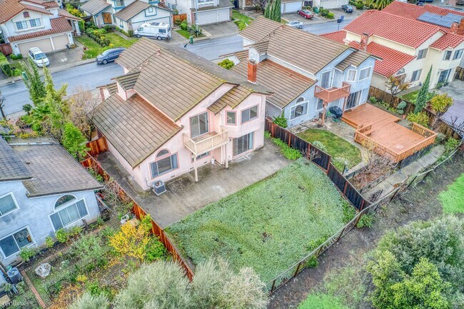 Foto del edificio - 5 br, 2.5 bath House - 43504 Southerland Way